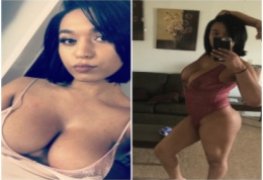 Mulata peituda provocando peladinha no espelho querendo foder