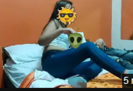 Na cama com a colegial novinha