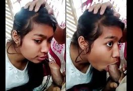 Novinha abocanhando um pau com fimose
