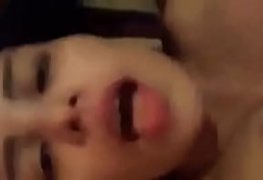 Novinha geme muito