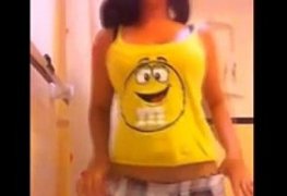 Novinha louca de tesão querendo dar a xana de novo