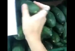 Novinha não aguenta mais essa vontade de dar o cu