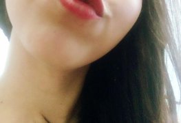 Novinha safada pelada em fotos íntimas