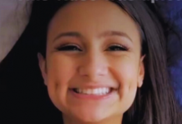Novinha sapeca ganhando leite