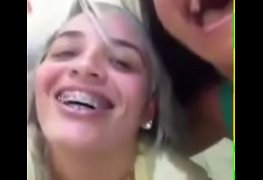 Novinhas loucas no cio querendo dar na sexta feira