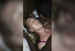 O corno filma sua esposa levando tora de outro macho