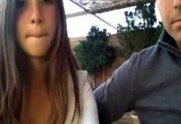 Pâmela, não acredito que você fica fazendo essas coisas na internet com...