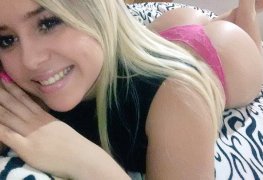 Patricinha mandou nudes para o namorado e caiu na net