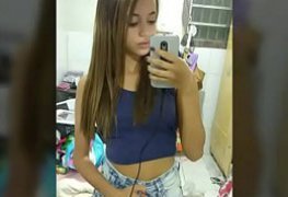 Paulinha Novinha de SP faz um video porno levando rola na peepeka