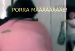 Porra mãe sai fecha a porta