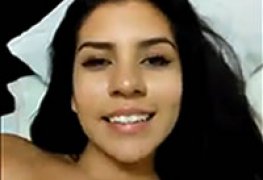 Primeira Vez que a Novinha Manda Nudes já Cai na Net