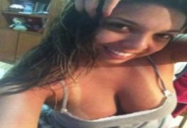 Professora novinha do Rio caiu e perdeu o emprego na escola