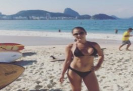 Rafaella novinha peituda linda perdeu a camera e caiu na net