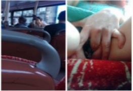 Ruivinha mostrando e fodendo a boceta no busão