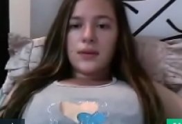 Russa de 18 aninhos caiu no omegle fazendo safadezas