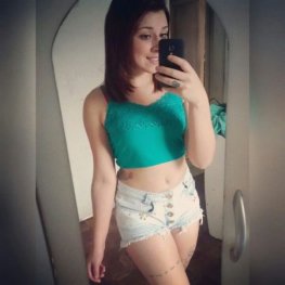 Safadinha do Whatsapp Mamando o Sortudo