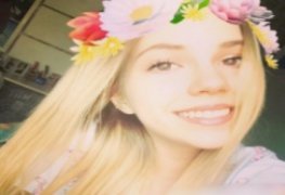 Samilly loirinha linda vazou na net levando leitinho