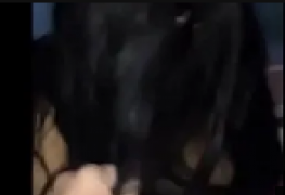 Sapeca novinha de quatro