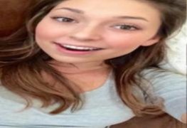 Selfies da novinha linda caíram na net