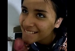 Sobrinha dando para o tio casado