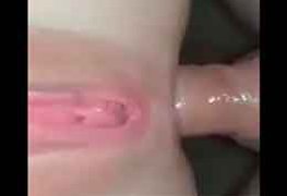 Socando gostoso no cu dessa ninfeta