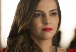 Tainá Muller pelada em cenas de sexo
