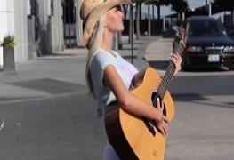 Taylor Seinturier fotos e vídeo da Playboy