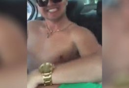 Thaís dos Santos Antunes Chupando no Carro