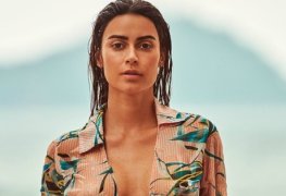 Thaila ayala mostrando os peitos no filme apnéia