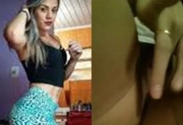 Vídeo íntimo da Aline campos na sirica deliciosa na bucetinha gulosa