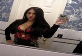 Vanessa safadinha caiu na net tirando selfie pro ex