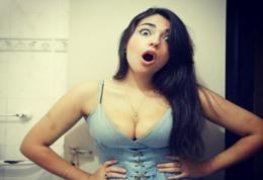 Vazaram fotos da novinha peituda