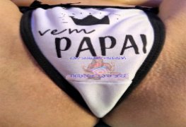 Vem papai! Que bucetinha mais gostosa desta gata, confira.