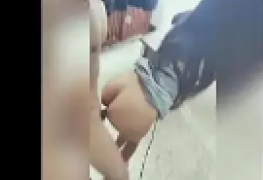 Video caseiro com a colegial novinha